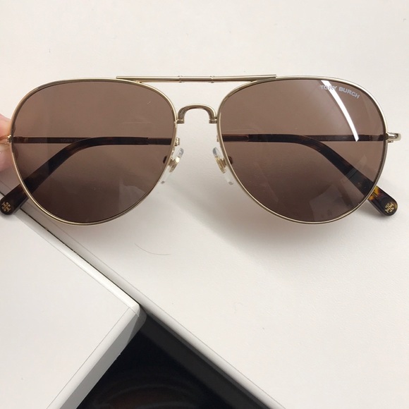 tory burch pilot sunglasses